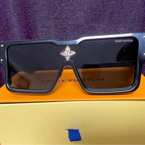Louis Vuitton Black Sunglasses - Picture 1 of 5